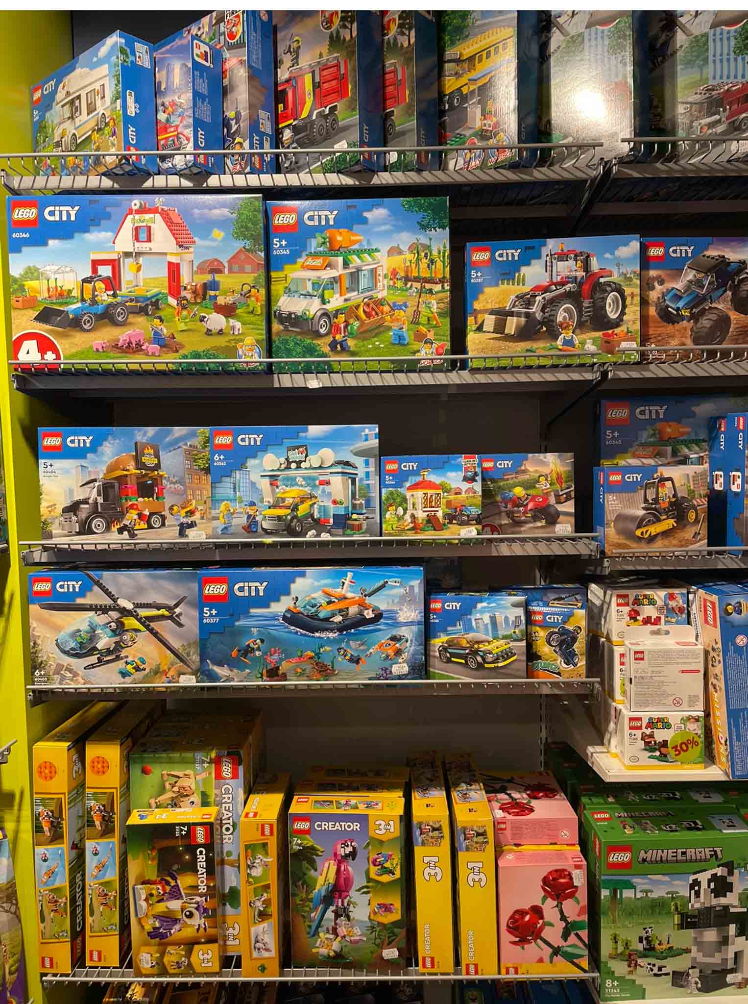 Bøker spill og leker